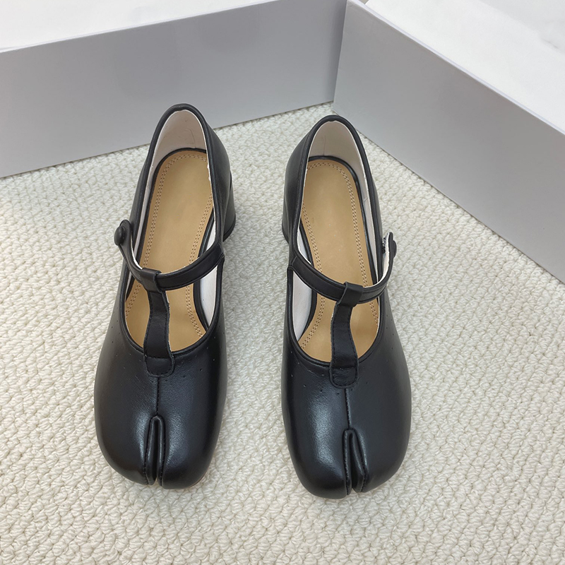Black Comfortable Flat Ballet  - Women Shoes Japanese Brand 评论和价格
