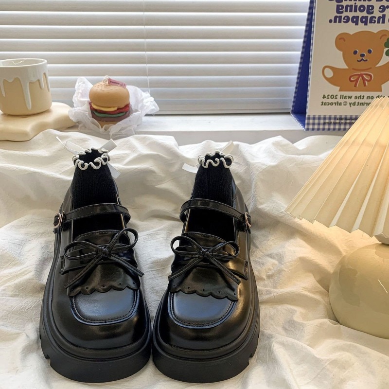Luxury Women's Patent Leather  - Patent Leather Pump 评论和价格