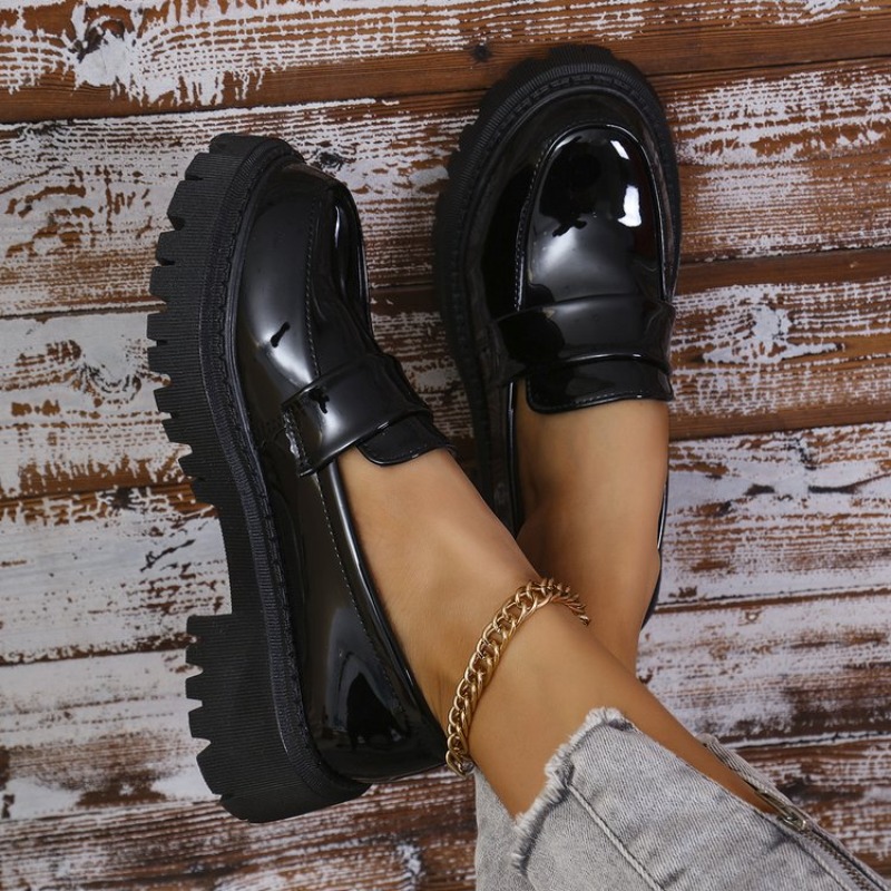 Patent Leather Med Heel Loafer - Patent Leather Pump 评论和价格