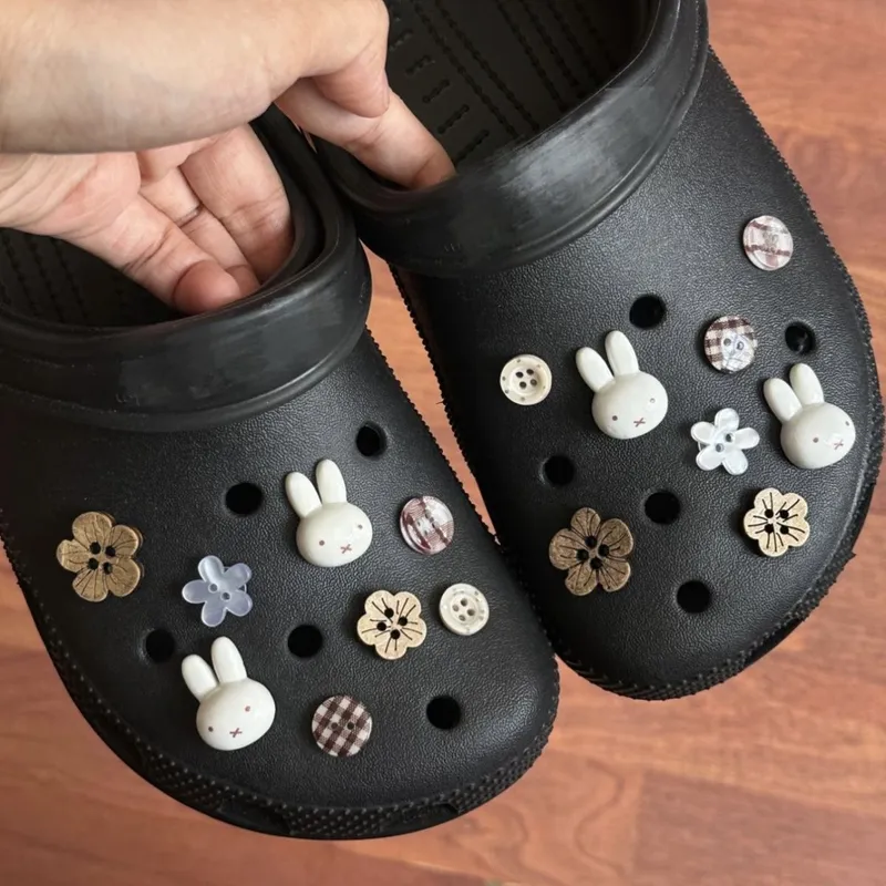 Anime Cartoon Rabbit Flower Sh - Croc Style Clog 评论和价格